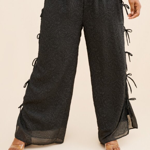 Lisa Says Gah ! ⭐️ Evelyn Side Bow Tie Pants in Black Rose Size Small ⭐️⭐️⭐️⭐️ - Picture 3 of 14